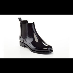 Waterproof pull on rain boots snow boots booties